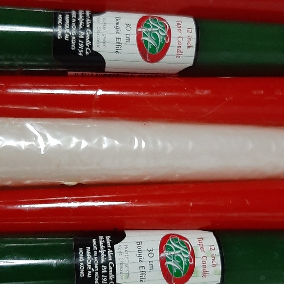 Robert Alan 12" Taper Candles Dark Green and Red - Picture 4 of 8